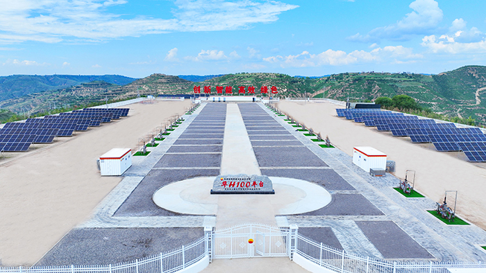 261013图4：页岩油华H100平台31口水平井可控制地下千万吨石油储量。.jpg